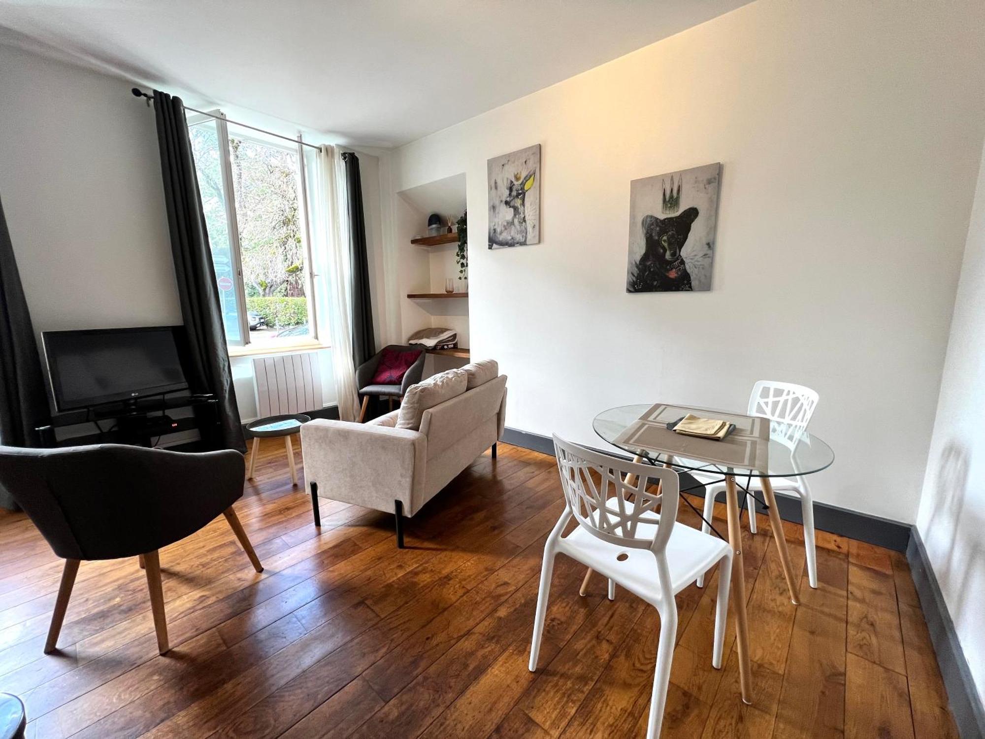 Joli Appartement En Centre Ville Bagnères-de-Bigorre Extérieur photo